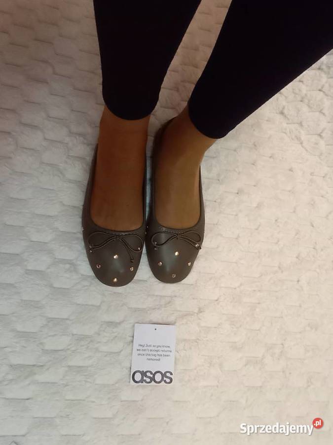 39 ASOS Design zielone Bogato zdobione dżetami małopolskie Kraków