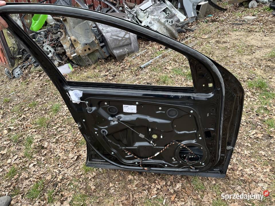 Mercedes W164 drzwi lewe przód części blacharskie