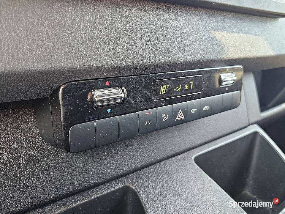 MercedesBenz SPRINTER 317 kontener winda