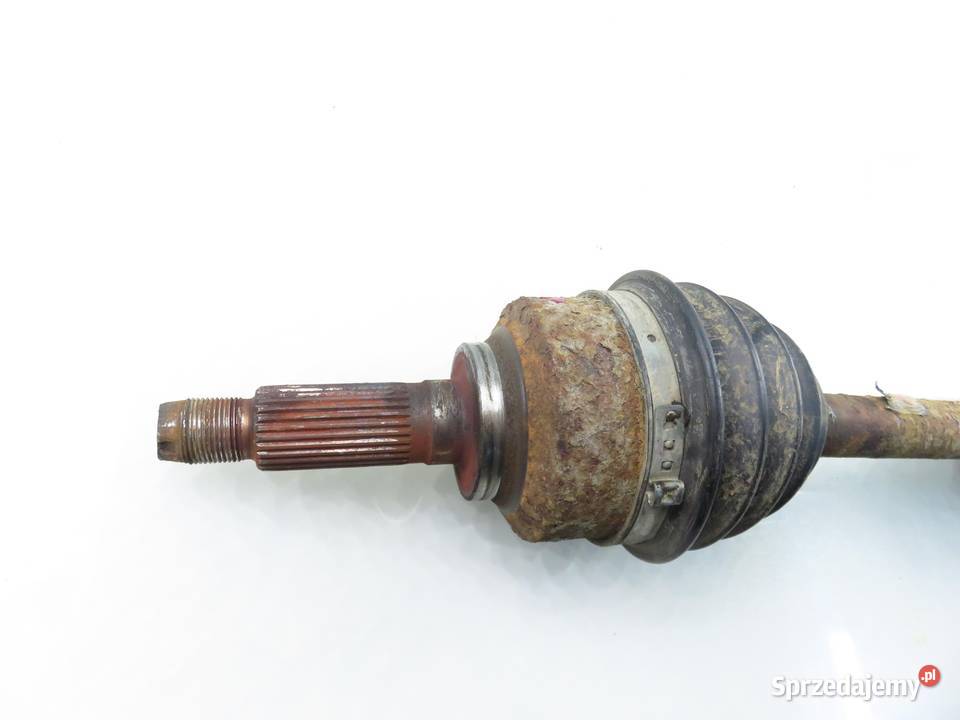 PÓŁOŚ PRAWA PRZEDNIA KIA SORENTO I 25 CRDi