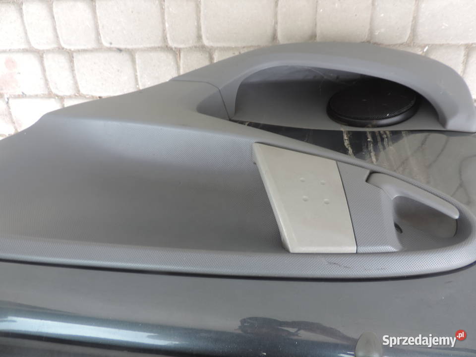 DRZWI TYŁ TYLNE PRAWE TOYOTA AYGO 1 1E0 Nowy Sącz