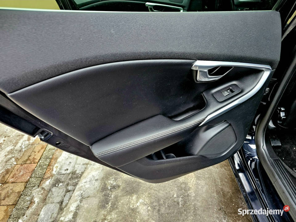 Volvo V40 RDesign Wirtual Piękny II 2012 świętokrzyskie Zagnańsk