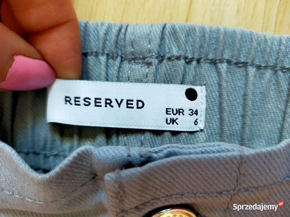 Spodnie mom w niebieskim kolorze Rozmiar 34(XS)