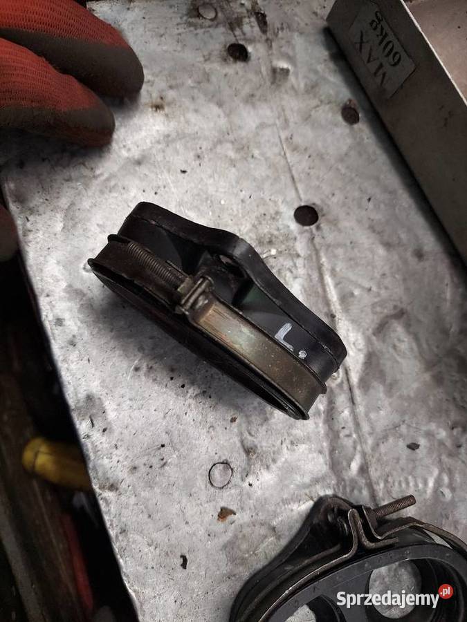 Suzuki GSX 550 króćce ssące dolot dolotowe Jelenia Góra