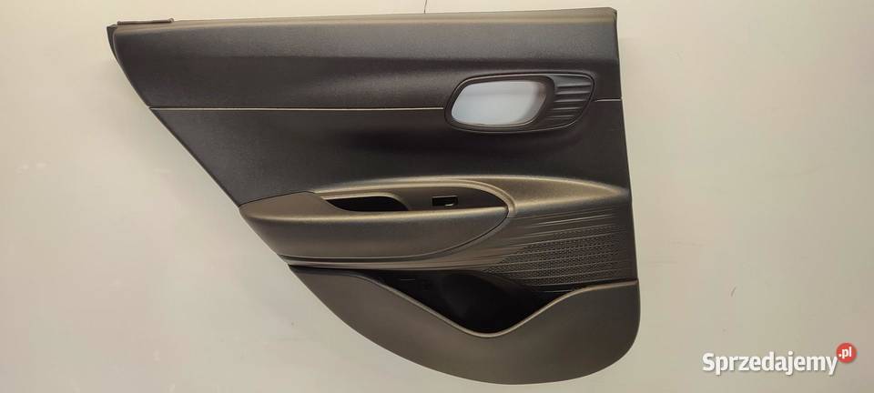 HYUNDAI BAYON BOCZEK DRZWI LEWY TYŁ 83301Q0010