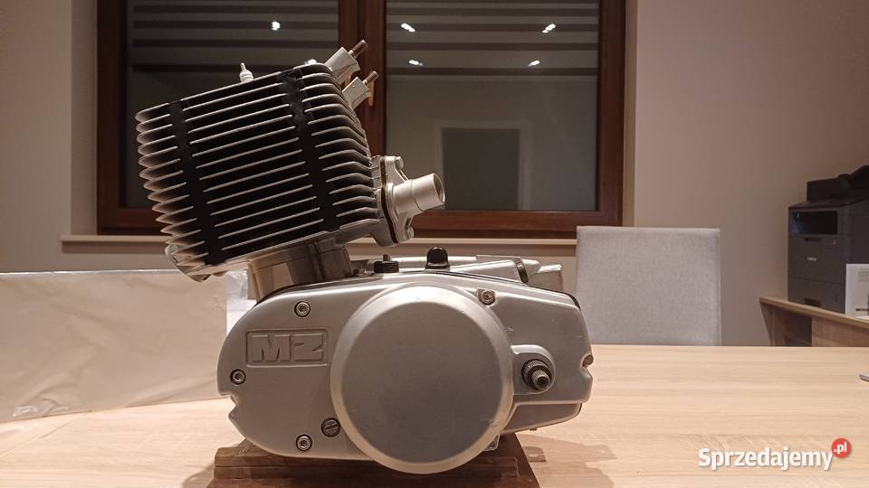 Nowy silnik MZ ETZ 150 oryginał cylinder głowica Zduńska Wola