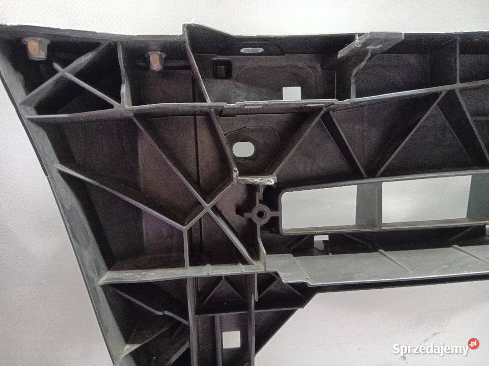 PAS PRZEDNI SKODA KAROQ 57A805588D Wentylatory chłodnic klimatyzacji sprzedam