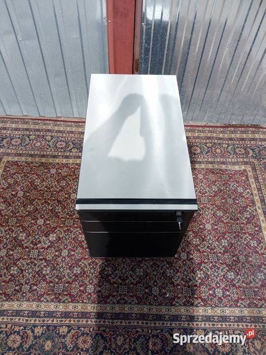 Szafkę warsztatową sprzedam kujawsko-pomorskie Borówno