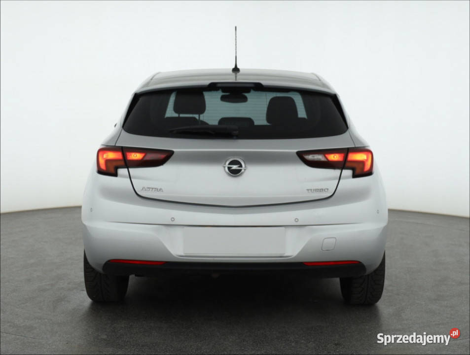 Opel Astra 14 T Piaseczno