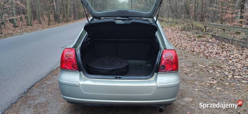 Toyota Avensis T25 18 BenLPG 2004r 8000PLN ABS Toruń