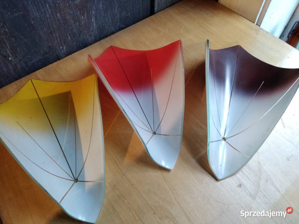 Trzy stare klosze stary klosz PRL żyrandol