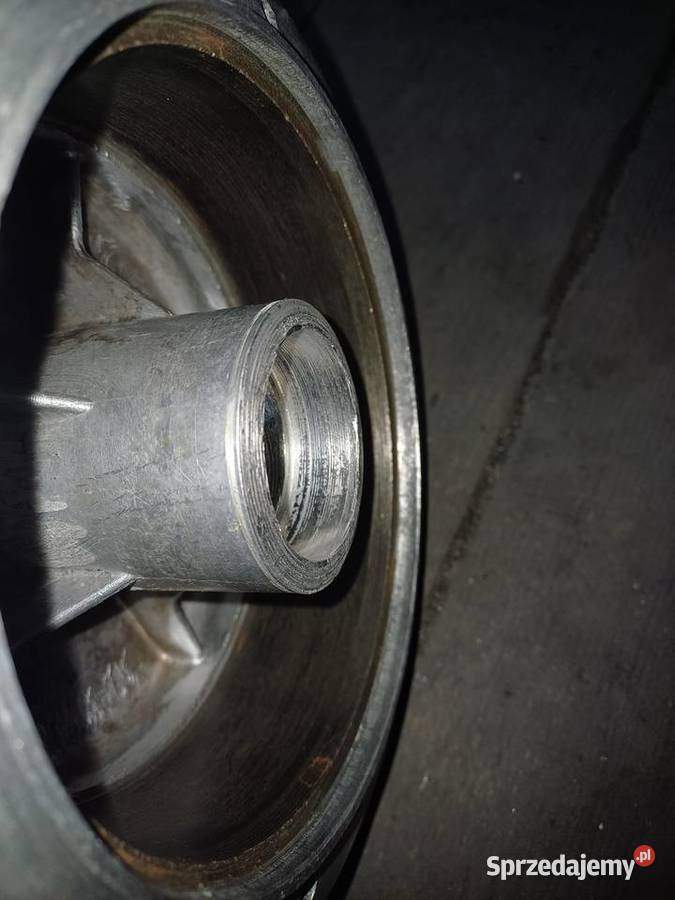 Piasta przedniego koła wsk 125 175 Świdnica Polska sprzedam