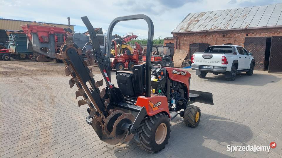 Koparka łańcuchowa Ditch Witch RT30 Sochaczew