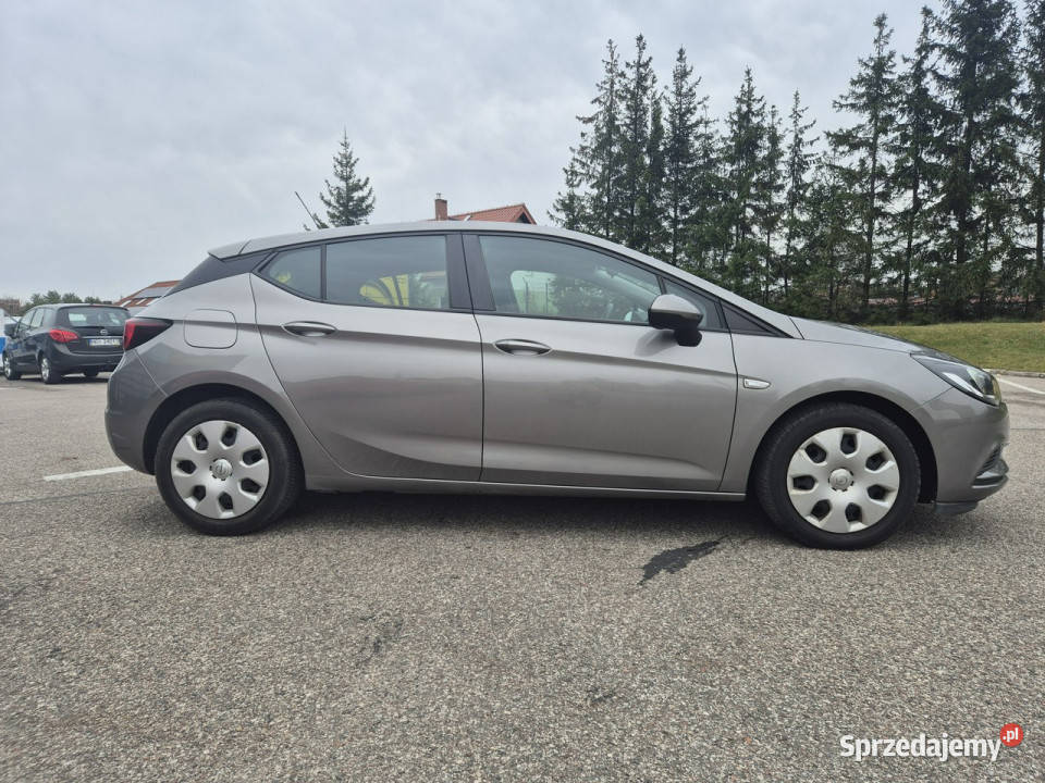 Opel Astra Enjoy 14 Turbo 125 K 20152021 manualna Giżycko