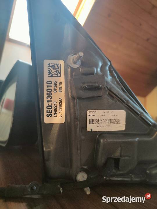 Lusterko lewe RAM 1500 9 PIN