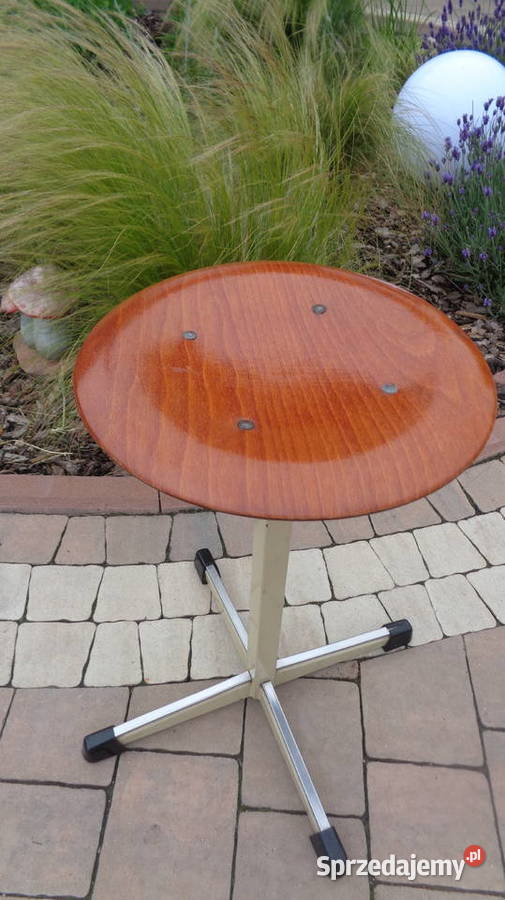 mały stołek vintage metalowy