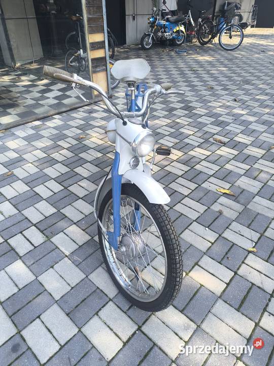 Komar