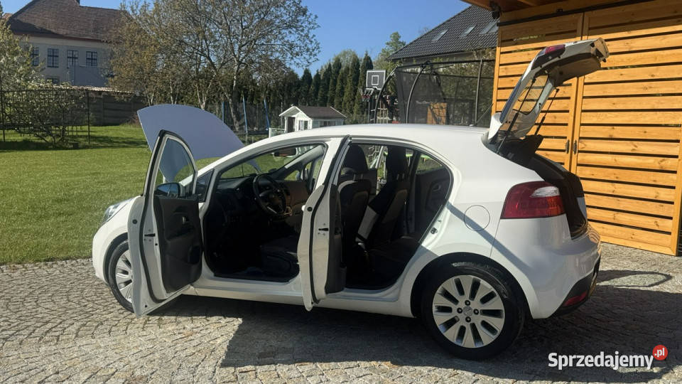 Kia Rio 12 Benzyna 85 z Niemiec 2 kpl kół 100 wspomaganie kierownicy Kia