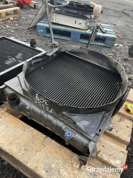 Fendt 304 305 306 307 308 309 chłodnica wody sprzedam