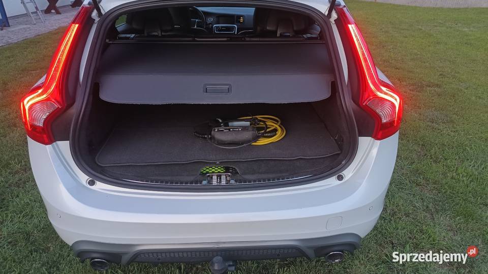 Volvo V60 plugin gniazdo AUX Kościelec