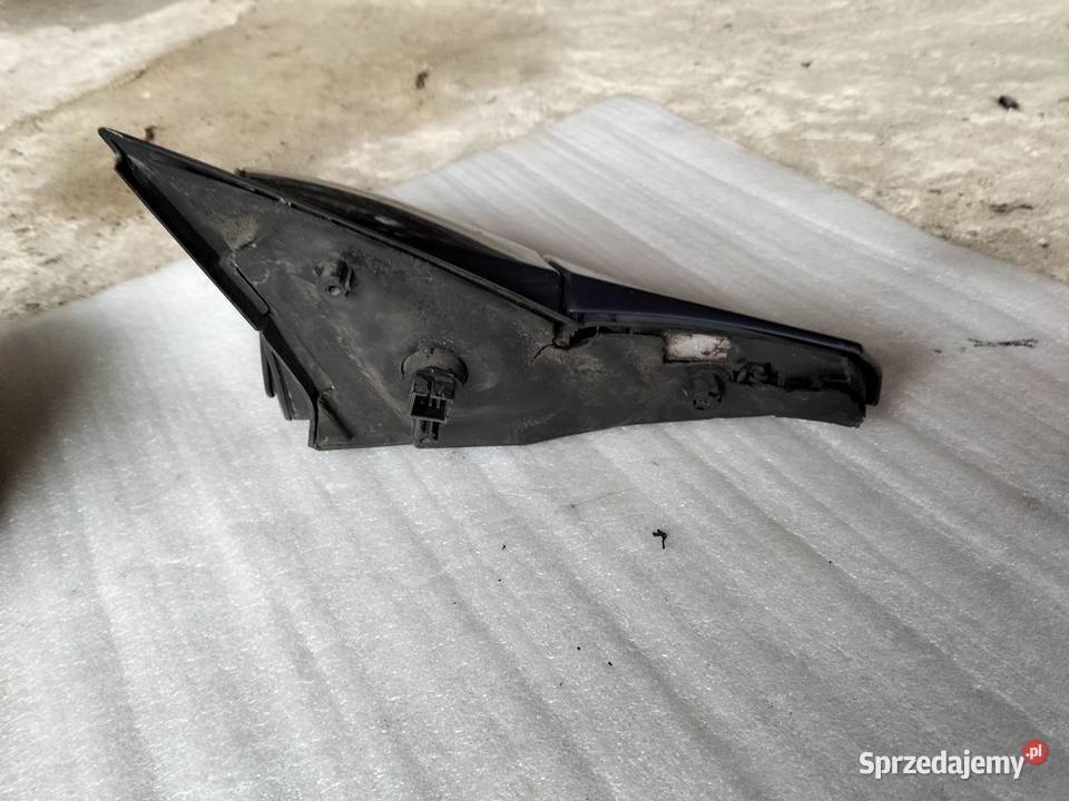Opel Vectra B LUSTERKO PRAWE LEWE Kamień-Kolonia