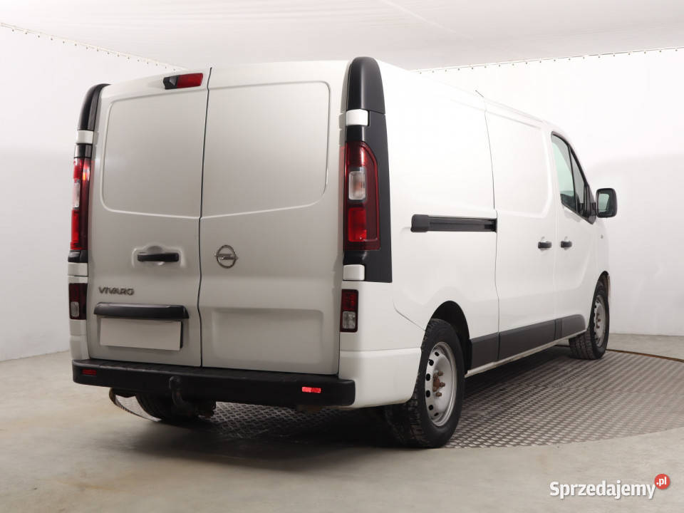 Opel Vivaro 16 BiCDTI bluetooth