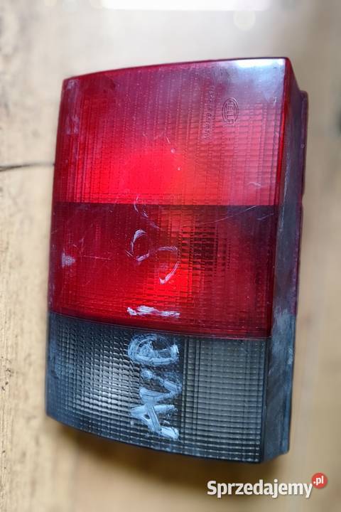 Audi 80 B4 Lampa lewy tył osobowe Lampy tylne śląskie Żywiec