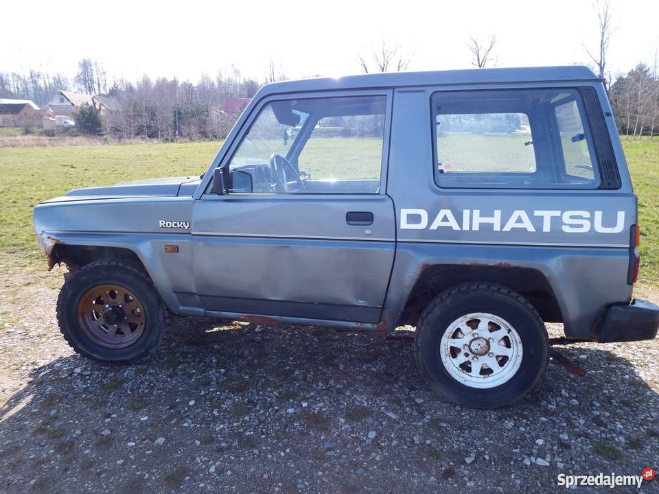 Daihatsu Rocky 28 DX całość części Szwajcar Paczków