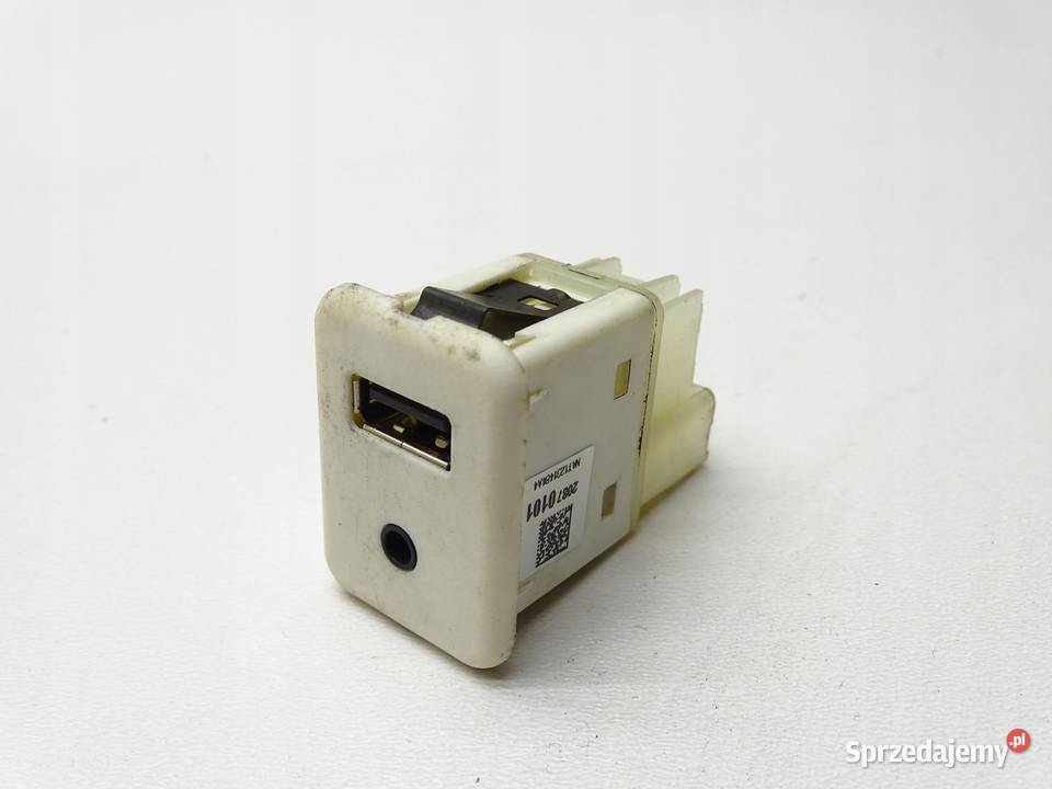 GNIAZDO WEJŚCIE PORT AUX USB OPEL ANTARA LIFT