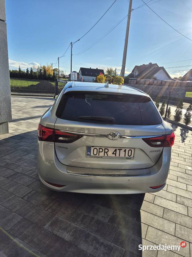 Toyota Avensis t27 20 diesel Salon manualna