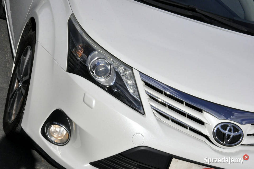 Toyota Avensis 20VVTi 152 kamera cofania Węgrów