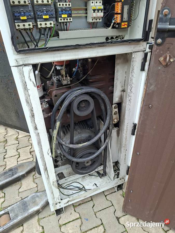 kompresor śrubowy 40 kw Produkcja świętokrzyskie Ostrowiec Świętokrzyski