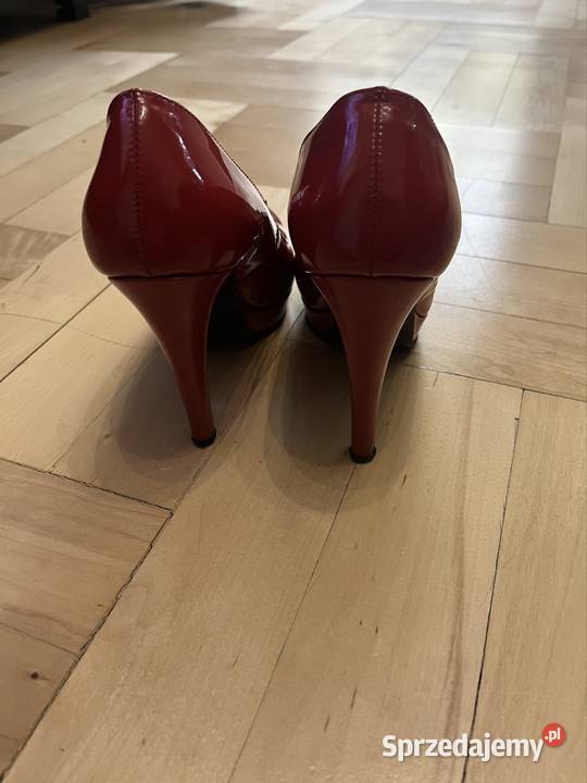Buty szpilki Czerwone lakierowane Ryłko lubelskie Puławy sprzedam