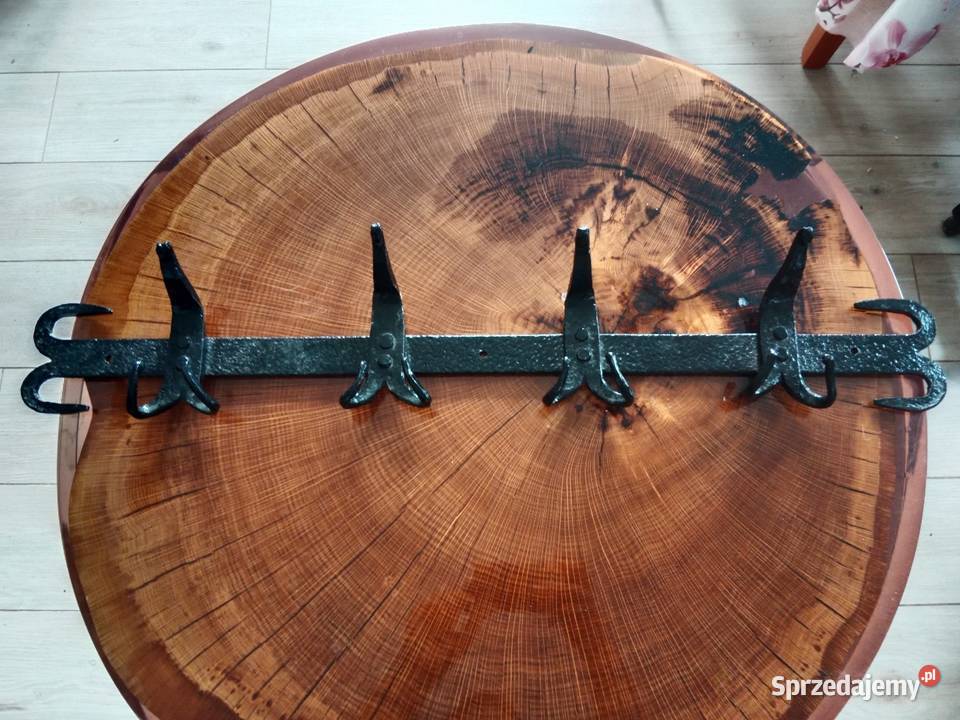 Wieszak ręcznie kuty ozdobny kowalstwo Stara Dąbrowa