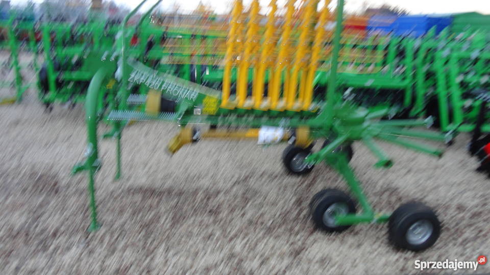 Zgrabiarka karuzelowa Tandem ZKP420 Pronar nie Jarocin