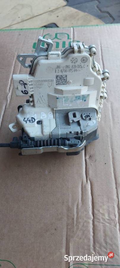 Zamek drzwi lewy tył AUDI A4 B8 6PIN 8K0839015C Zamki, wkładki i kluczyki Szczecin