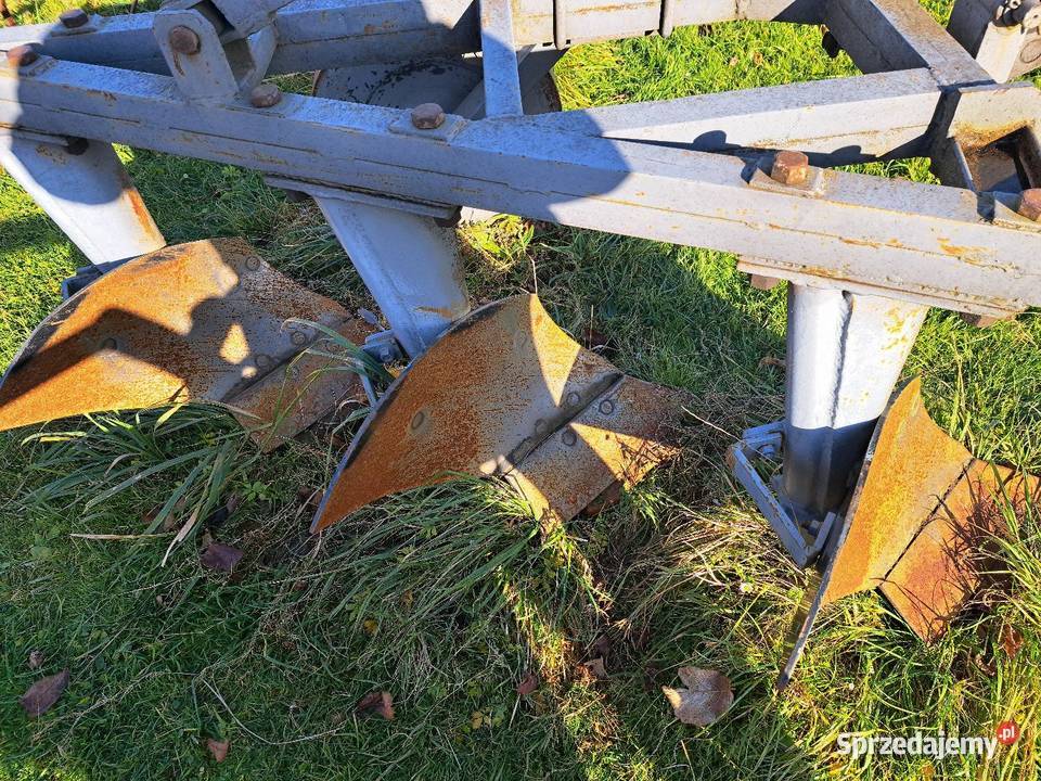 Pług 3 skibowy Pługi Miejsce Piastowe sprzedam