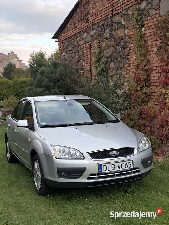 Ford Focus Ghia 16 benzyna 2005 r UNIKAT benzyna Lubań