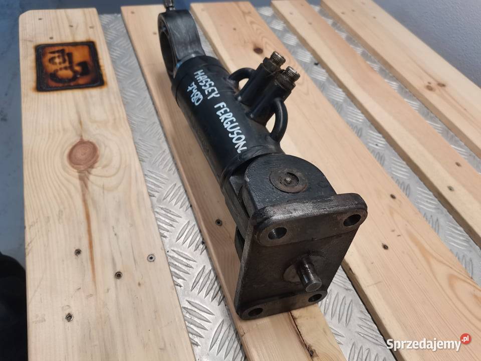 Siłownik poziomowania osi Massey Ferguson 7480 Wilkowo