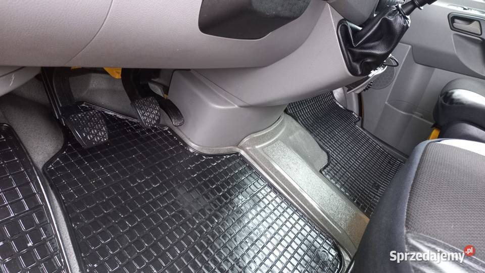 VW Crafter Stan Niski przebieg zarejestrowany w Polsce Częstochowa