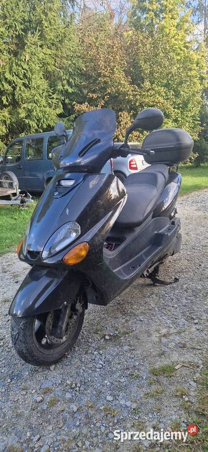 Yamaha mayesty 125 sprowadzony do naprawy UPG skuter Kiełczów