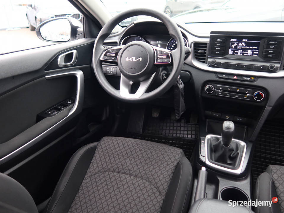 Kia Ceed 10 TGDI asystent pasa ruchu śląskie Zabrze