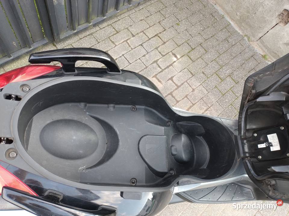 Skuter Yamaha x 125 stan Luboń