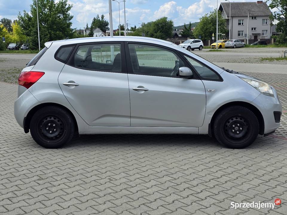 KIA VENGA 16 Benzyna 2010 SprzedazZamiana gniazdo AUX Kielce sprzedam