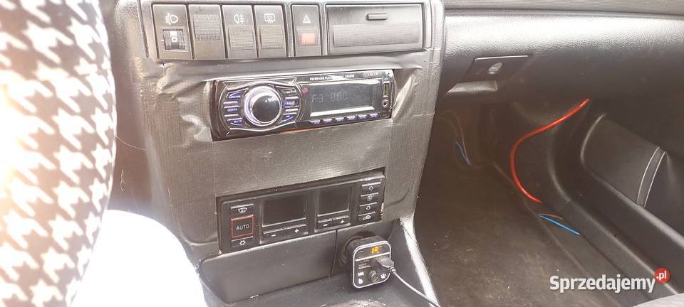 AUDI A4B5AVANT STAN BD MOZLIWA ZAMIANA 3500 centralny zamek łódzkie sprzedam