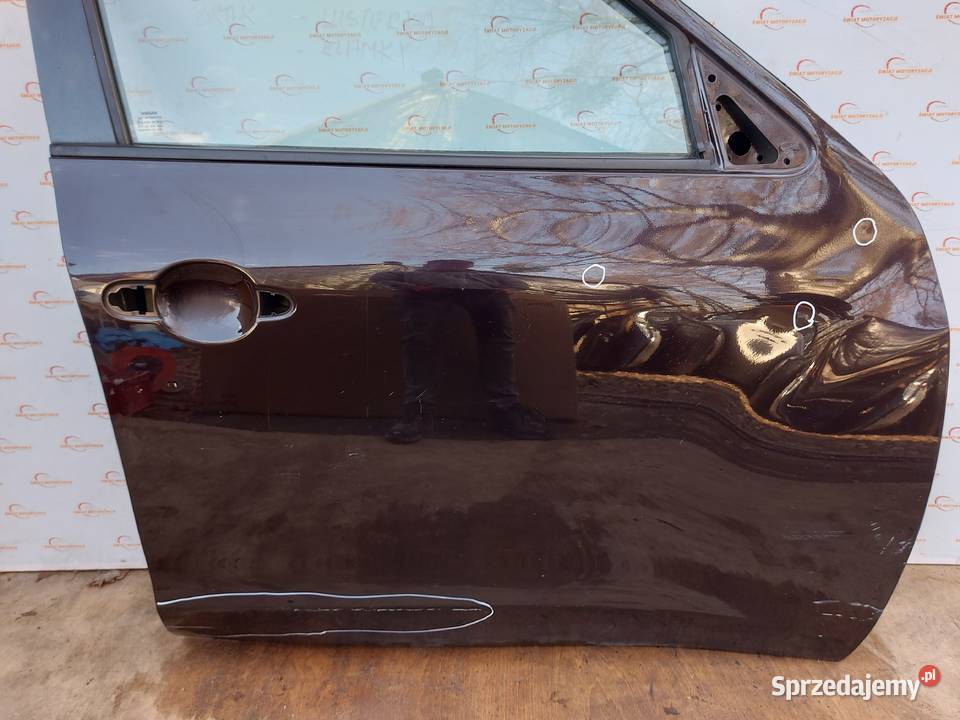NISSAN JUKE F15 15r drzwi prawe przód 120 Kielce sprzedam