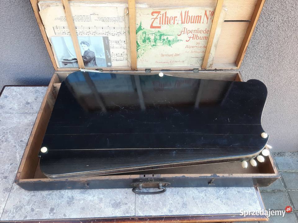 Zabytkowy instrument strunowy cytra Johannes Tczew