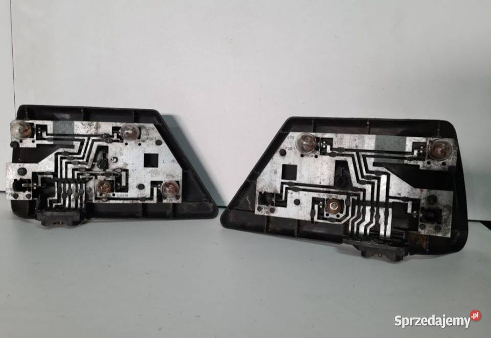 Wkład Lampy Tylnej Mercedes W124 Sedan HELLA lampy tylne Ostrów Wielkopolski