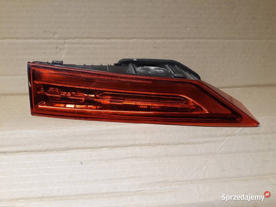 VOLVO XC60 II LAMPA LED W KLAPĘ PRAWA TYŁ TYLNA Międzychód