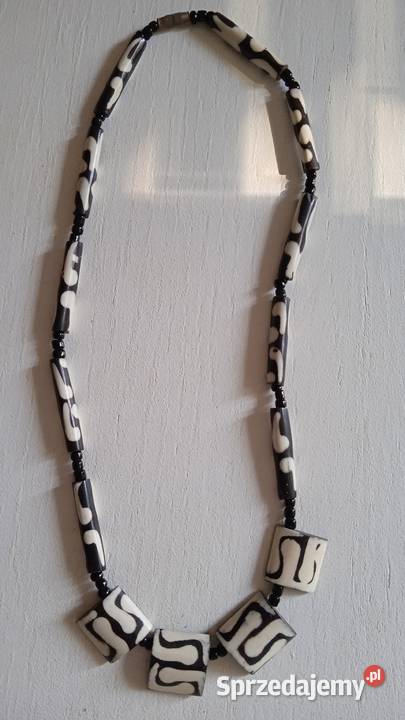 NASZYJNIKI Z EKOLOGICZNEJ KOŚCI I KORALIKÓW wielkopolskie